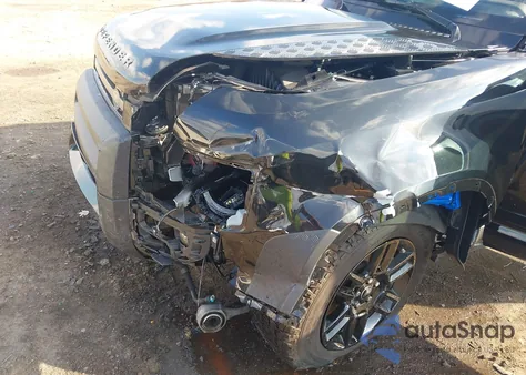 2024 Land Rover Defender 130 P400 X-Dynamic Se from USA, damaged, VIN SALE2FEU9R2343429